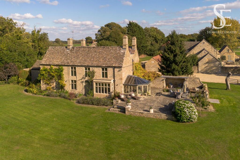 Main image of property: Warrens Cross, Lechlade, GL7