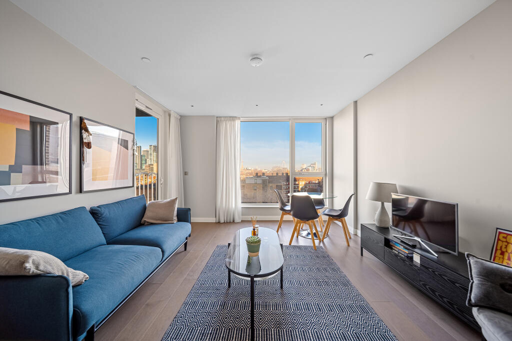 Main image of property: Phoenix Court, Kennington Lane, SE11