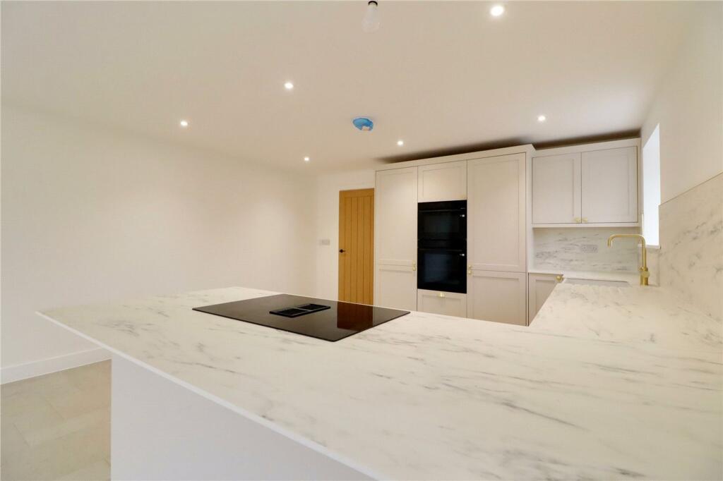 West View, Messingham, DN17 photo 4