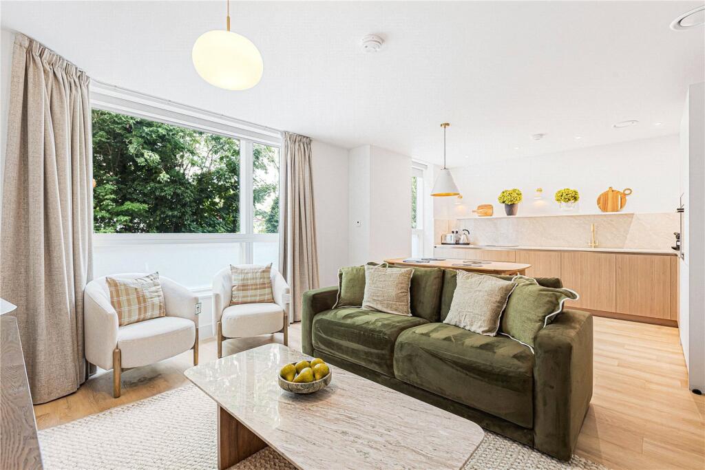 Main image of property: Flat 1, River View, North Street, Oxford