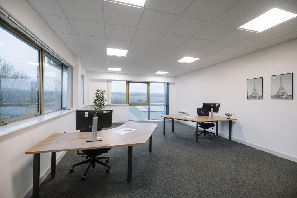 550 sqft office Blackpool Business First