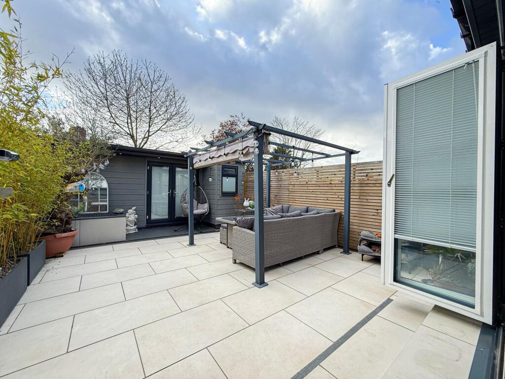 House in Knowsley, Liverpool City Region - View 3