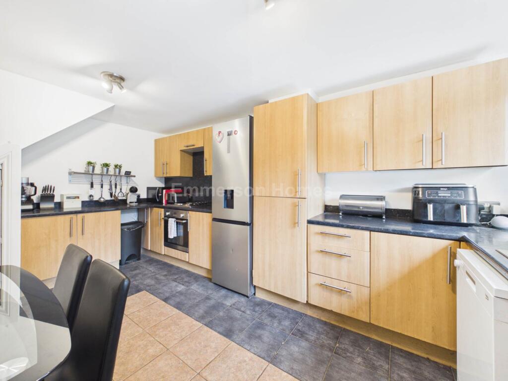 Apartment in Paisley - More