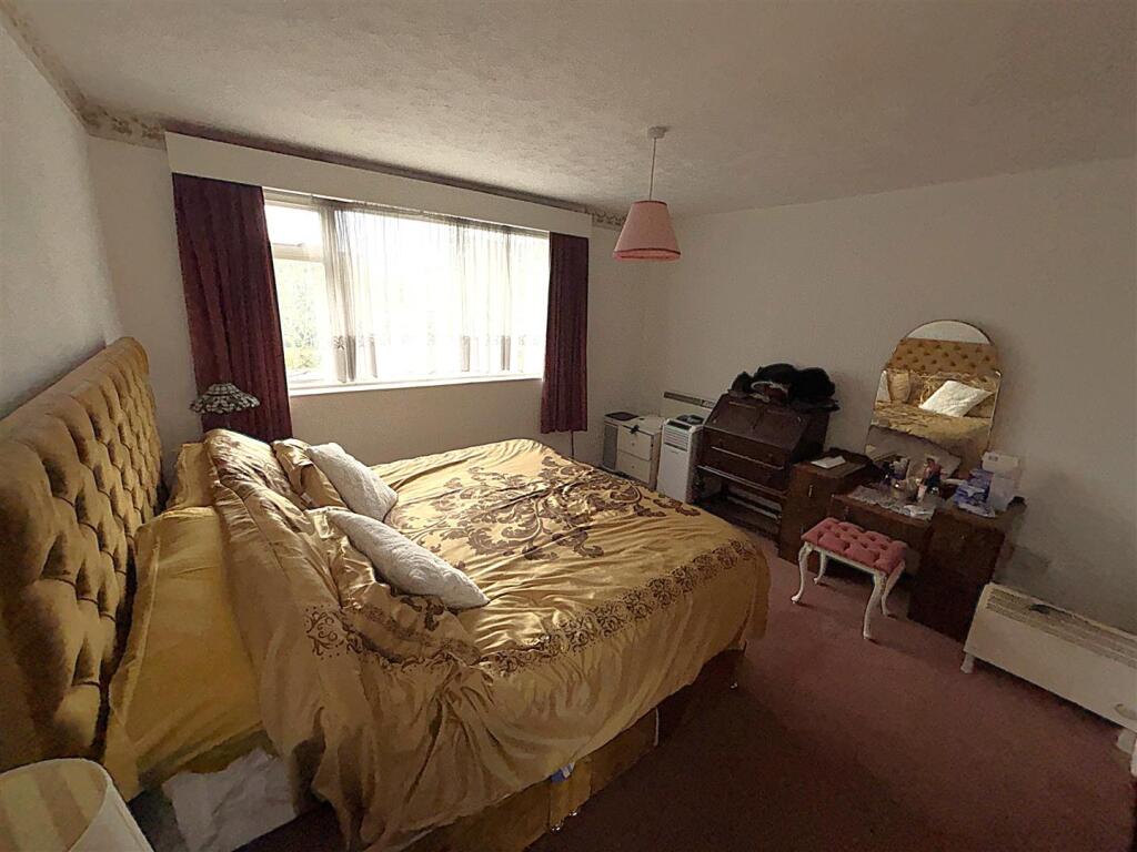 Apartment in London, Shortlands - More