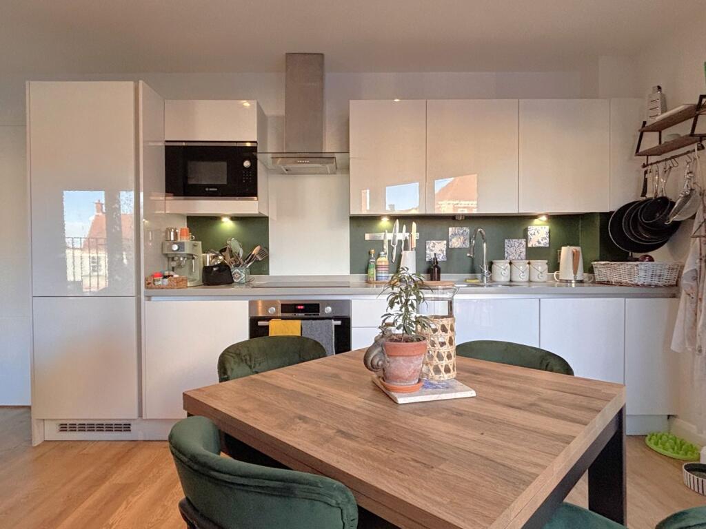 Apartment in Letchworth Garden City, Jubilee Industrial Centre - More