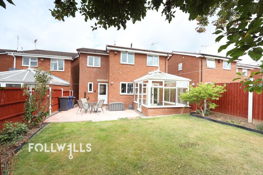 House in Stoke-on-Trent - View 4