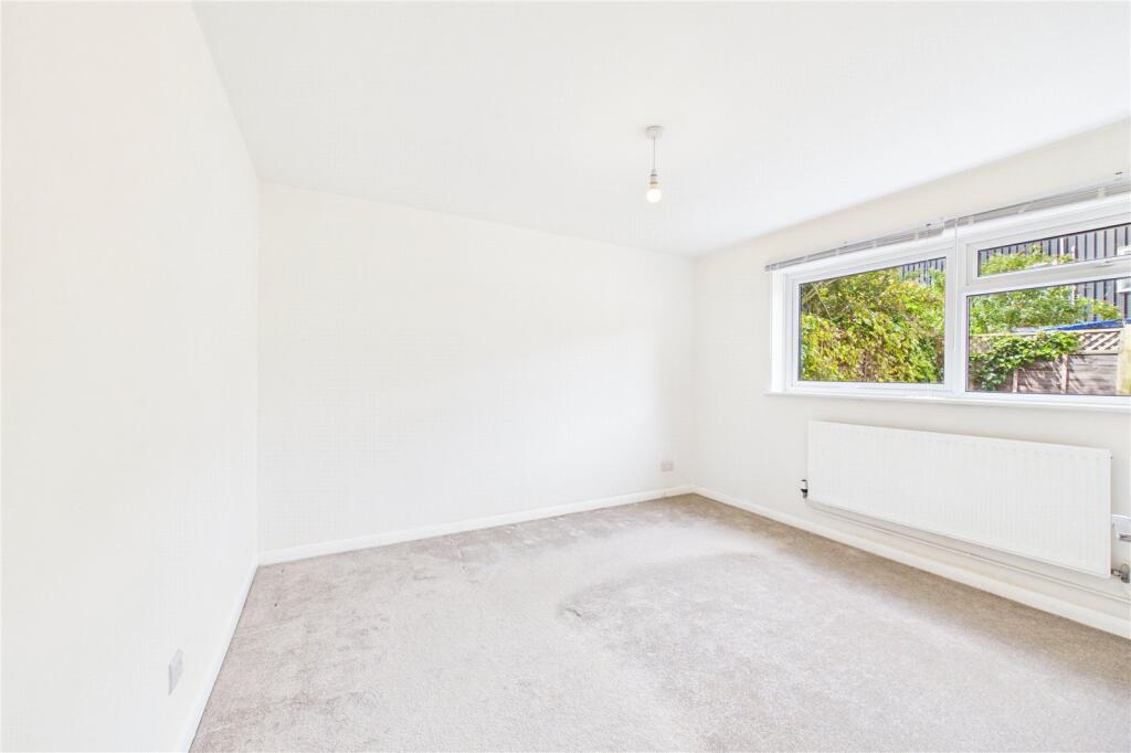 Apartment in Pangbourne, West Berkshire - View 5