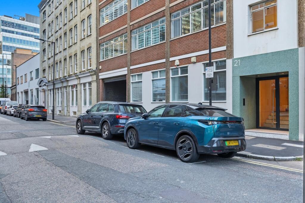 Main image of property: 21 Curtain Road, Shoreditch, London, EC2A 3NG