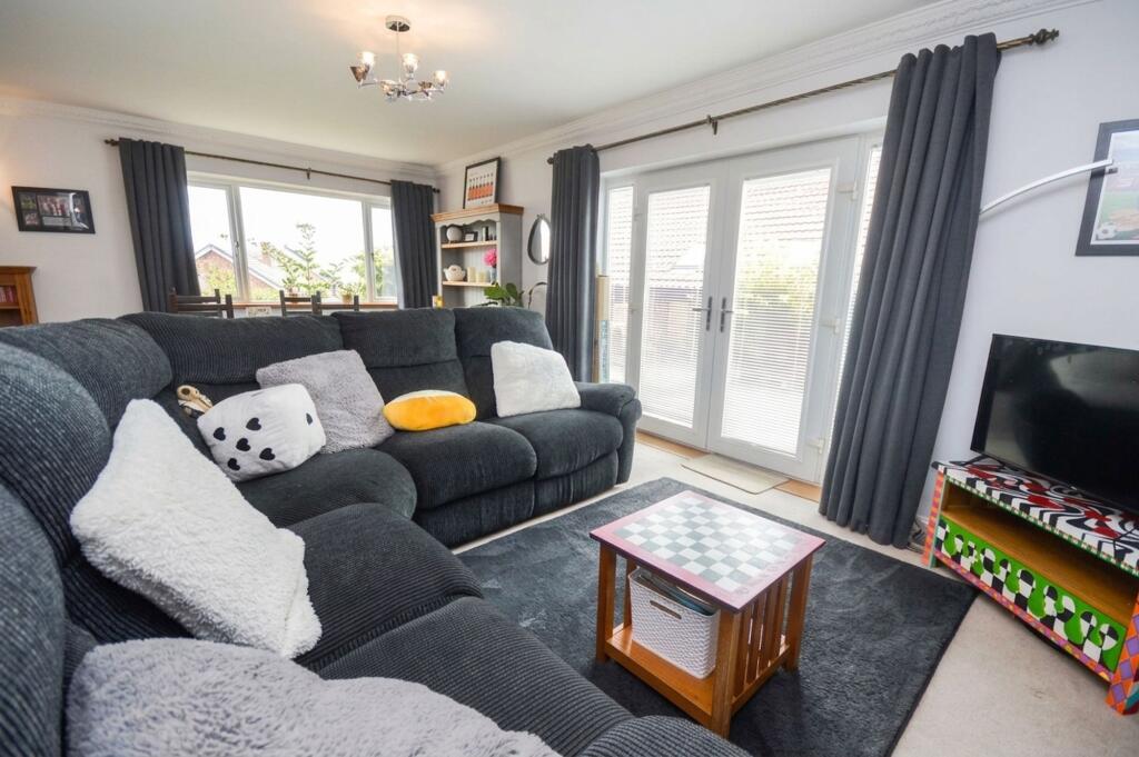 House in Rotherham, Kimberworth - View 3