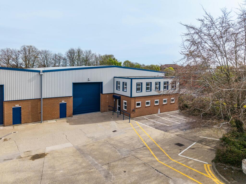 Lawrence Way Ind Estate - Dunstable-67.jpg