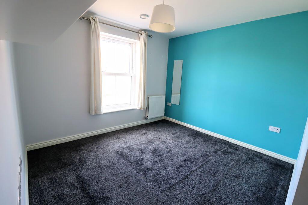Apartment in Milton Keynes - View 5
