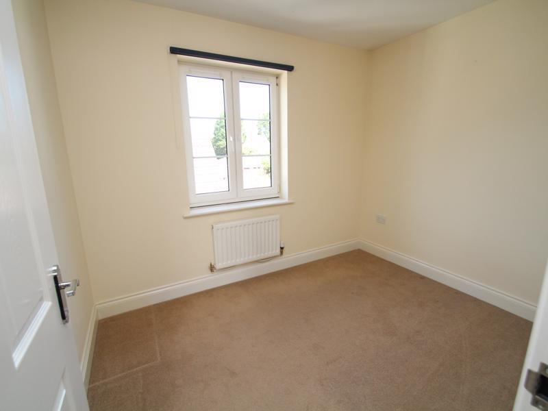 Apartment in Swindon - More