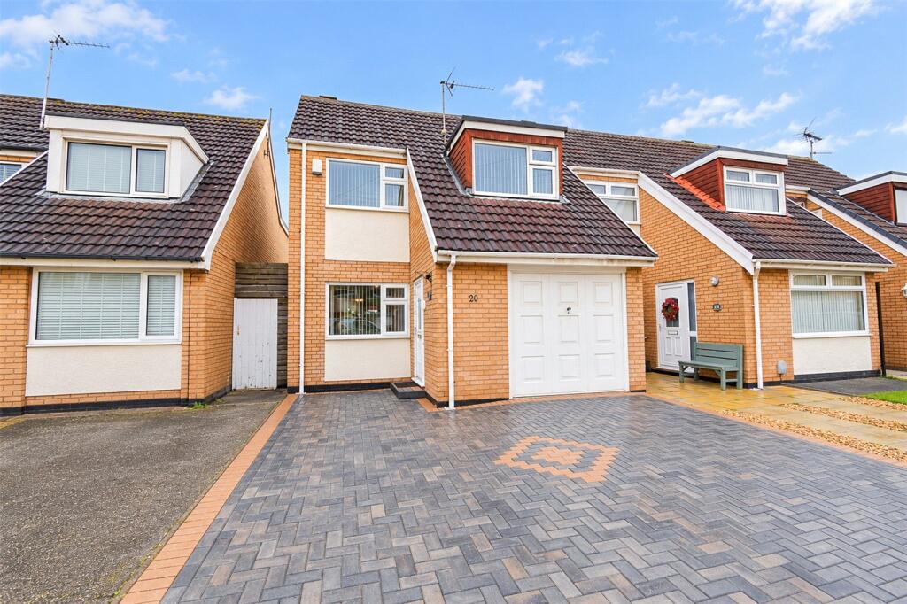 3-bed terraced on Garswood Close, Moreton, Wirral, £200,000