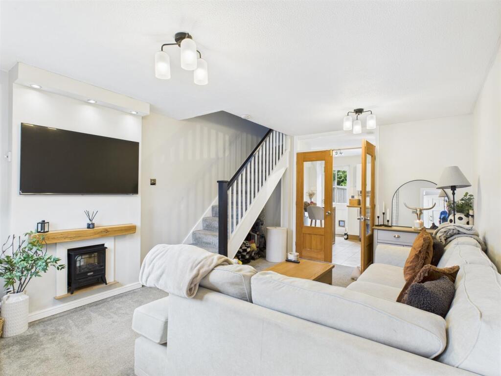 Ullswater Close, Bridgeyate, Bristol, BS30 5XR photo 3