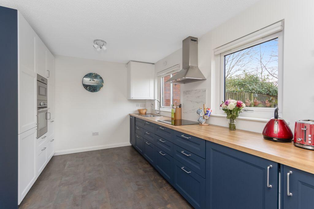 House in Edinburgh, Gilmerton/Inch - More