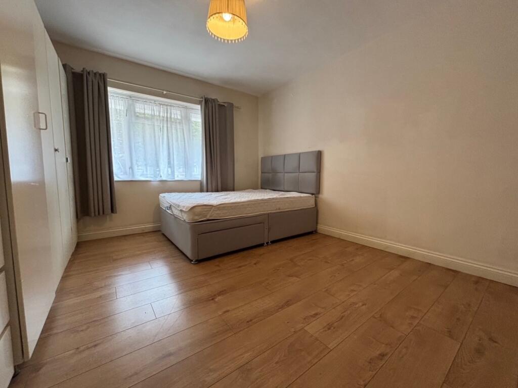 Apartment in Cardiff - More