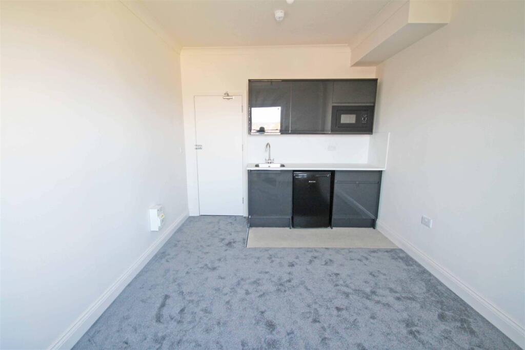 Main image of property: Church Road, Hove BN3