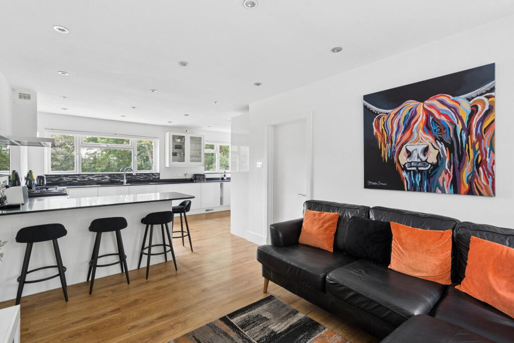 House in Watford - View 3