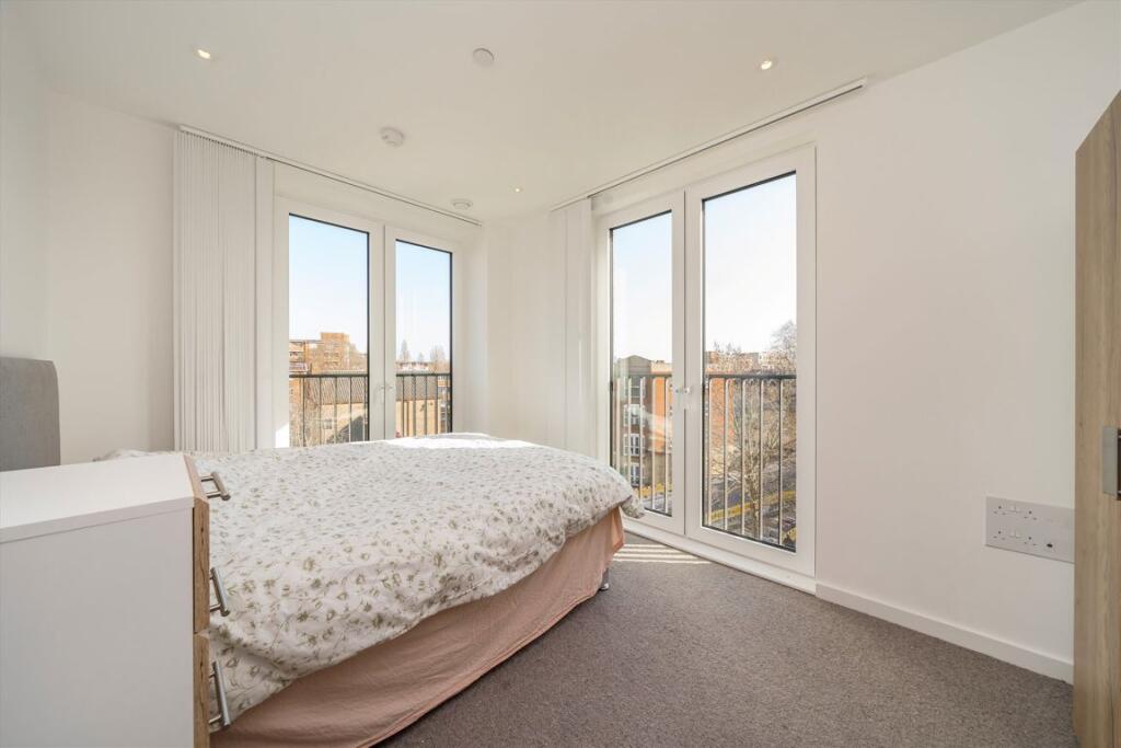 Apartment in London, St. George in the East, Stepney - View 4