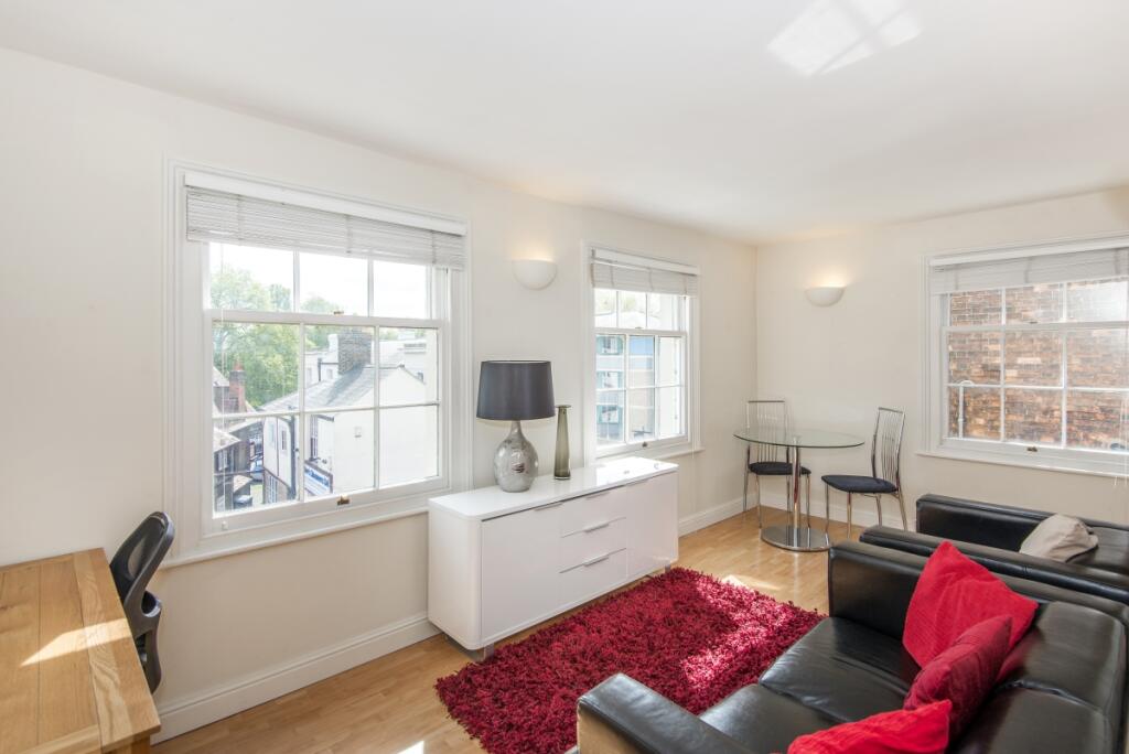 Apartment in Oxford - View 3