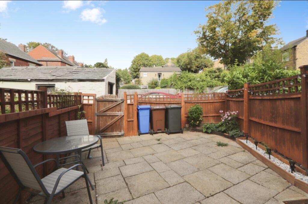 House in Sheffield - View 4