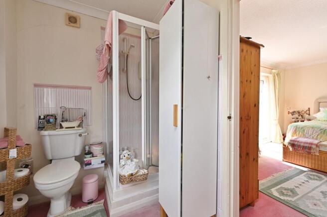 En-suite Bathroom