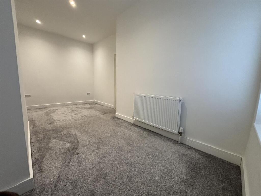 Apartment in Portsmouth - View 4