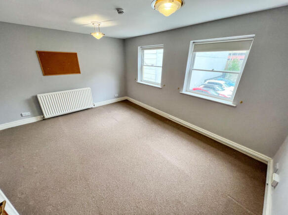 11-12 Hope Street, Douglas