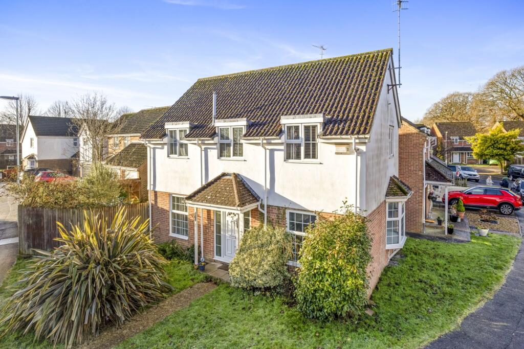 Main image of property: Cypress Avenue, Worthing, BN13