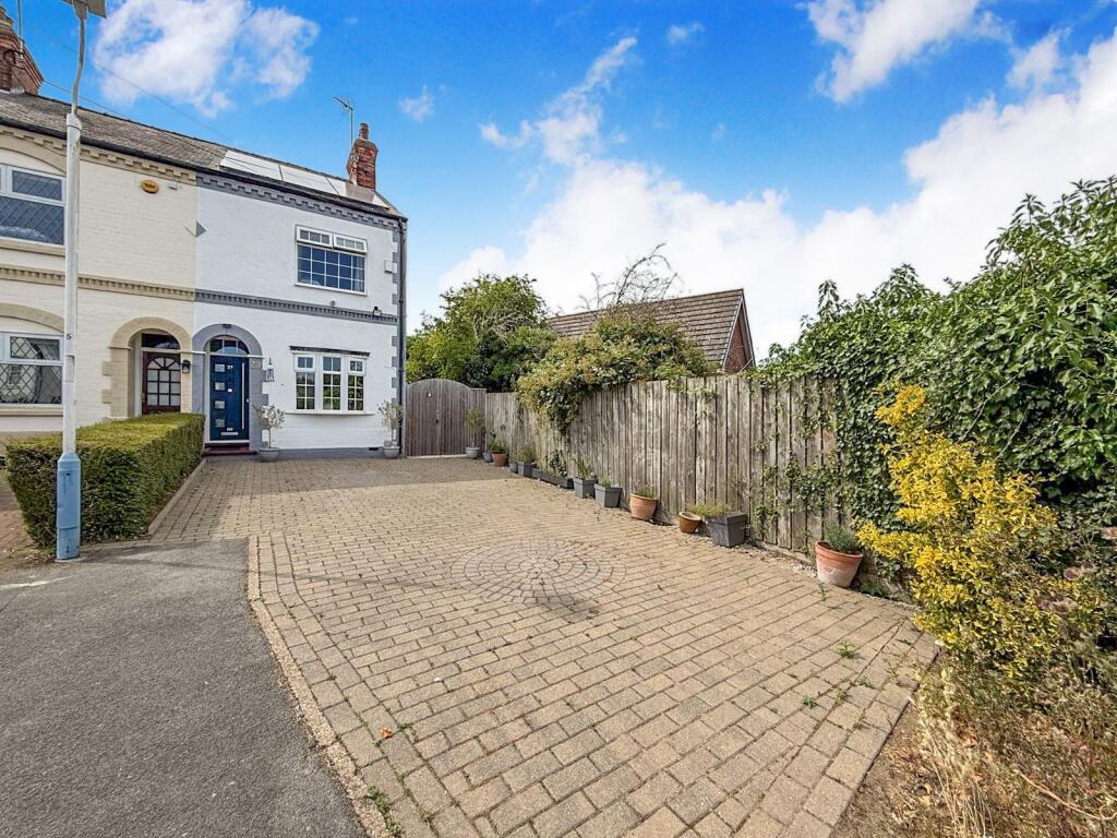 Main image of property: Victoria Avenue, Willerby, Hull, HU10