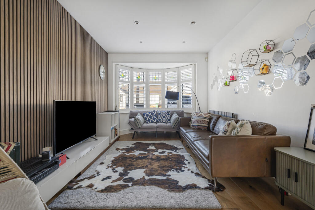 House in Twickenham - View 4