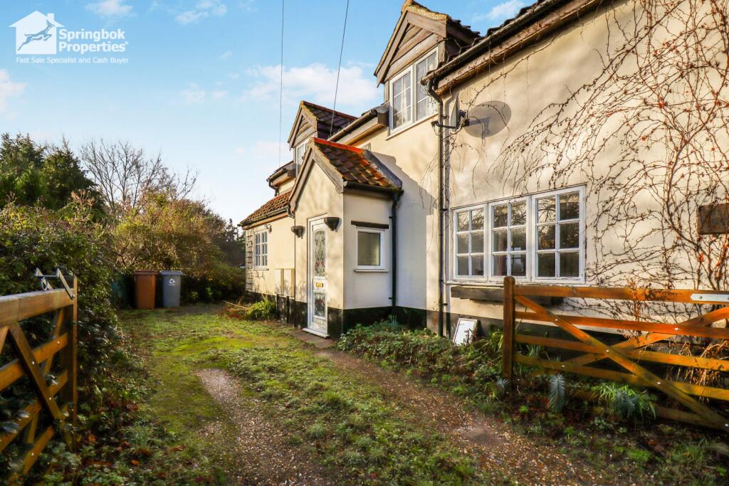 Main image of property: 27, The Street, Taverham, Norwich, Norfolk