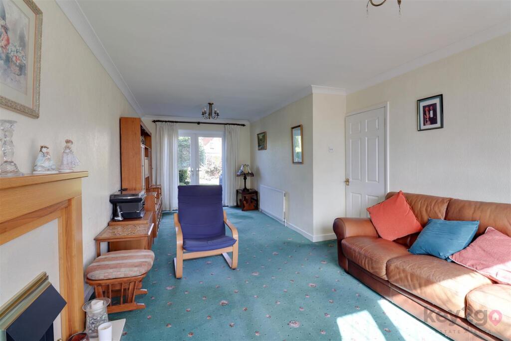 House in Sheffield, Woodhouse Mill, Woodhouse - View 3