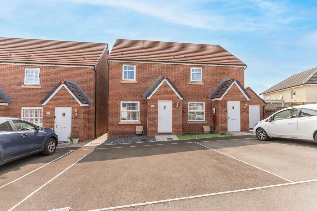 Main image of property: Lle Eirlys, Pontrhydyrun, NP44