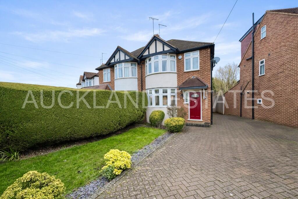 Main image of property: Cambridge Drive, Potters Bar