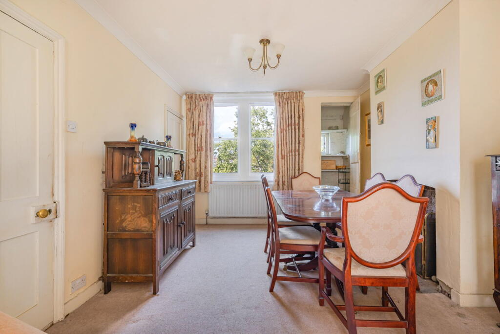 Addison Road, Guildford, GU1 photo 3