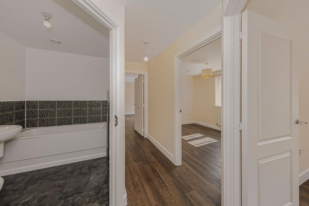 Apartment in Stoke-on-Trent - More