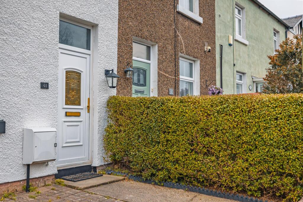 House in Neston, Little Neston - View 2