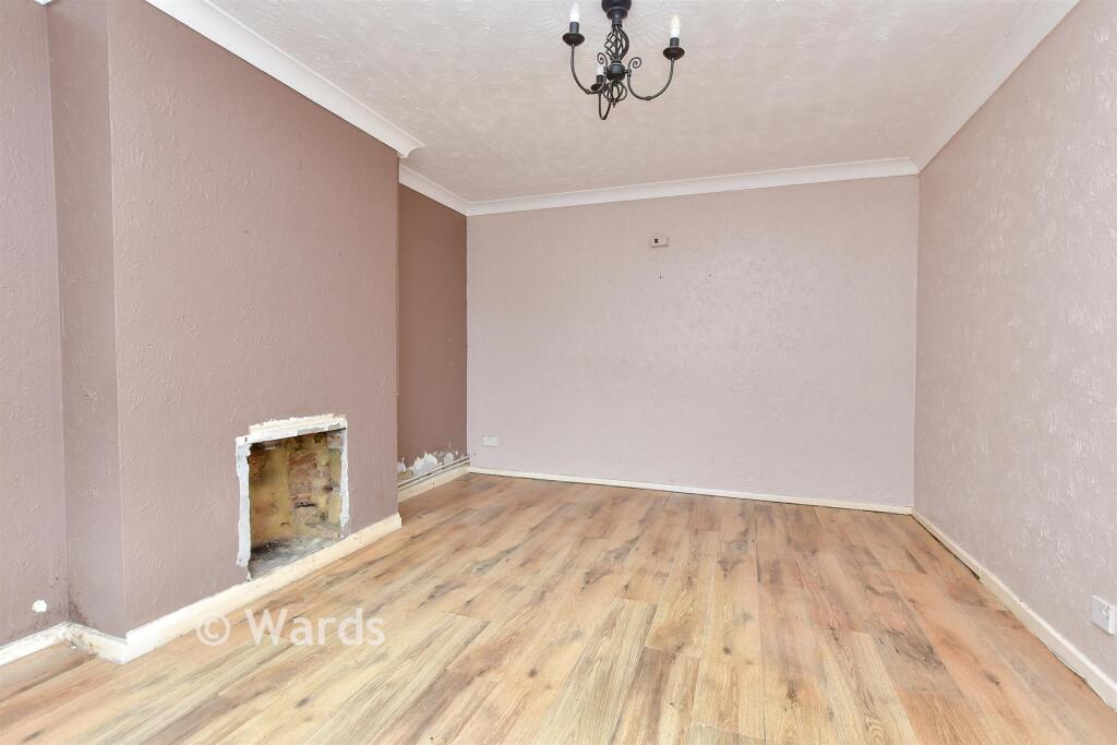 House in Rochester - View 4