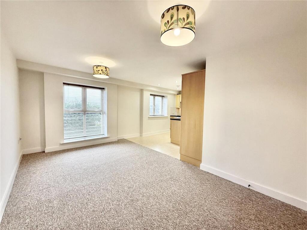 Apartment in Highcliffe-on-Sea, Walkford, Highcliffe and Walkford - View 3
