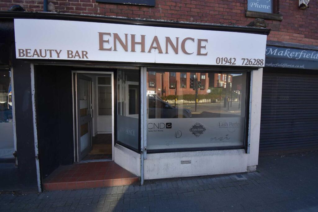 Main image of property: 49 Wigan Road, Ashton-In-Makerfield, Wigan, WN4 9AR