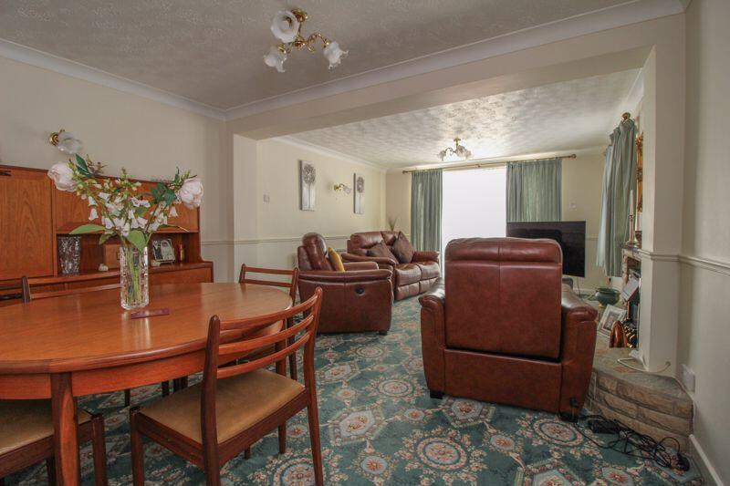 Lakes Drive, Orrell, Wigan photo 4