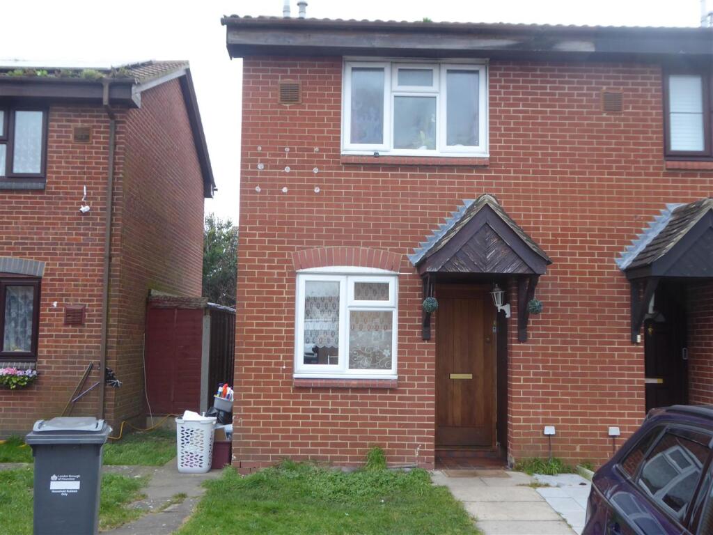 Main image of property: Linslade Close, Hounslow