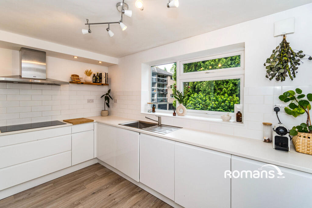 Apartment in Winchester, Hampshire - View 5