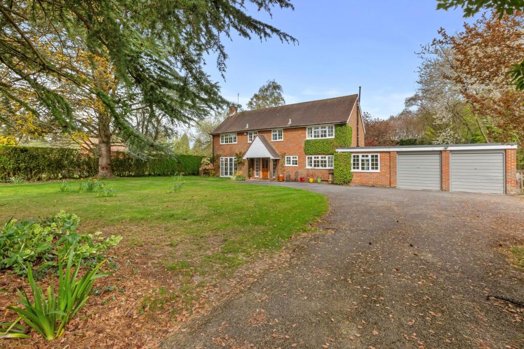 Main image of property: Cramond, 5 Long Wood Drive, Jordans, Beaconsfield HP9 2SS
