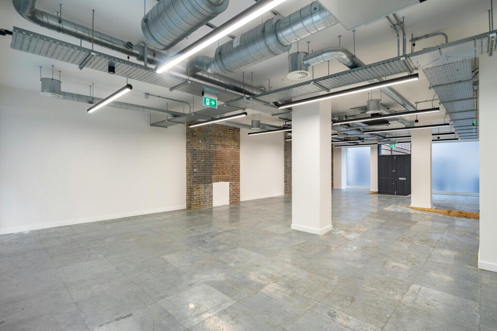 9 Carlisle Street - 7.jpg