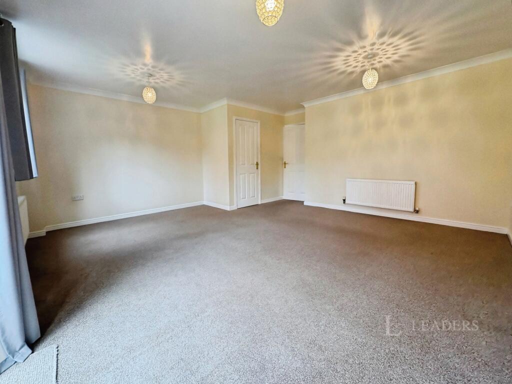House in Peterborough - View 4