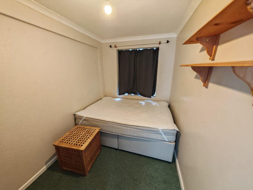 5 bedroom house for rent