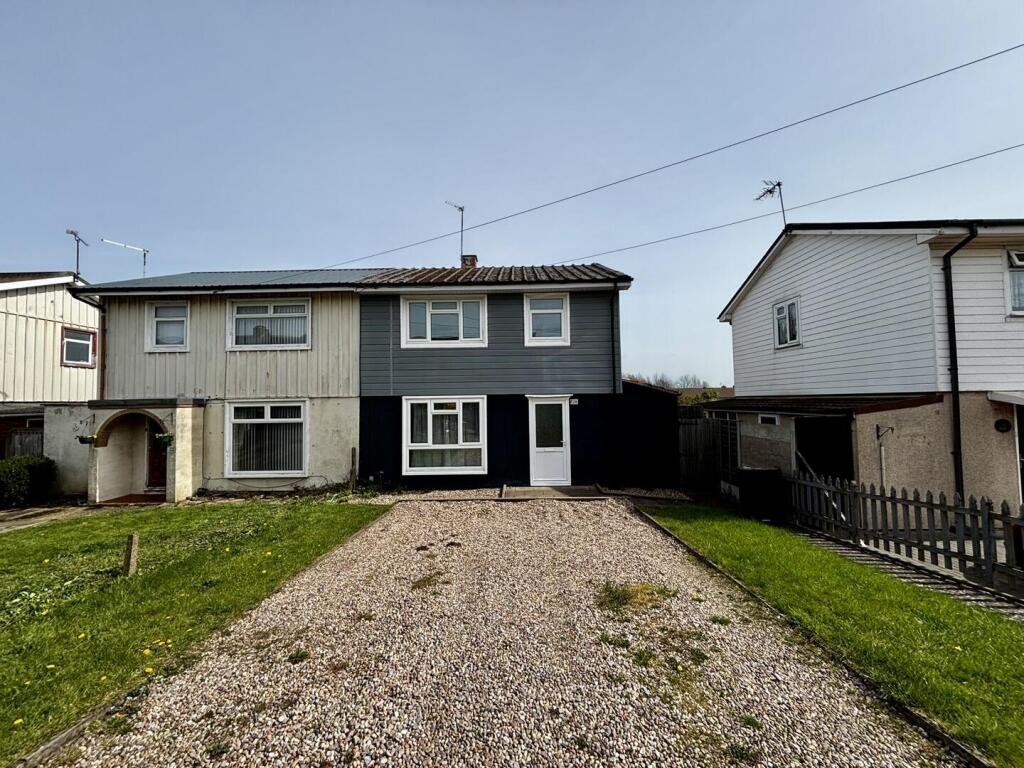 Main image of property: 24 Poyser Road, Nuneaton