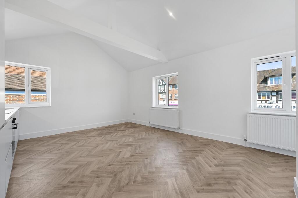 Main image of property: 170 High Street, Banstead, SM7